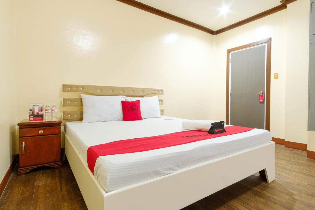 Reddoorz Plus @ Seaborne Hotel Subic Zambales Exterior foto